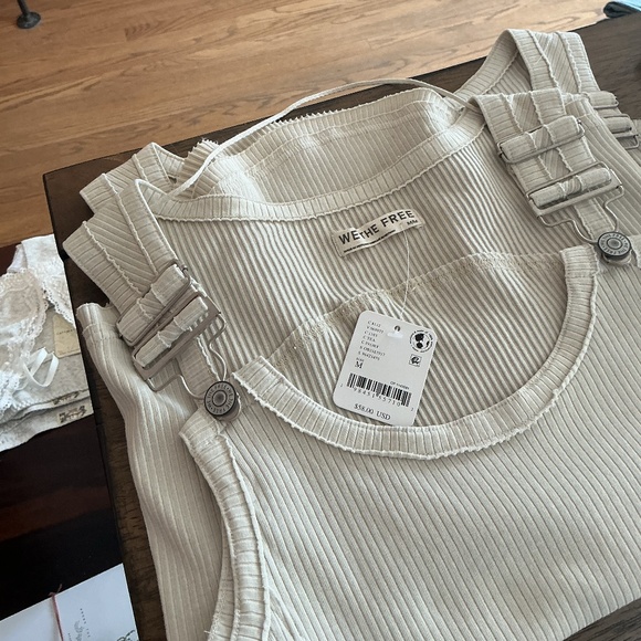 We the free Jamie Tee - Picture 5 of 6